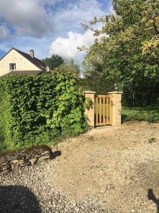Cottage De Charme A La Campagne Aulnoy Eksteriør billede